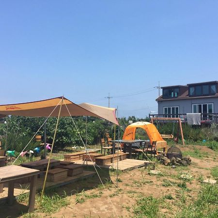 Warang Guesthouse Jeju Exterior photo