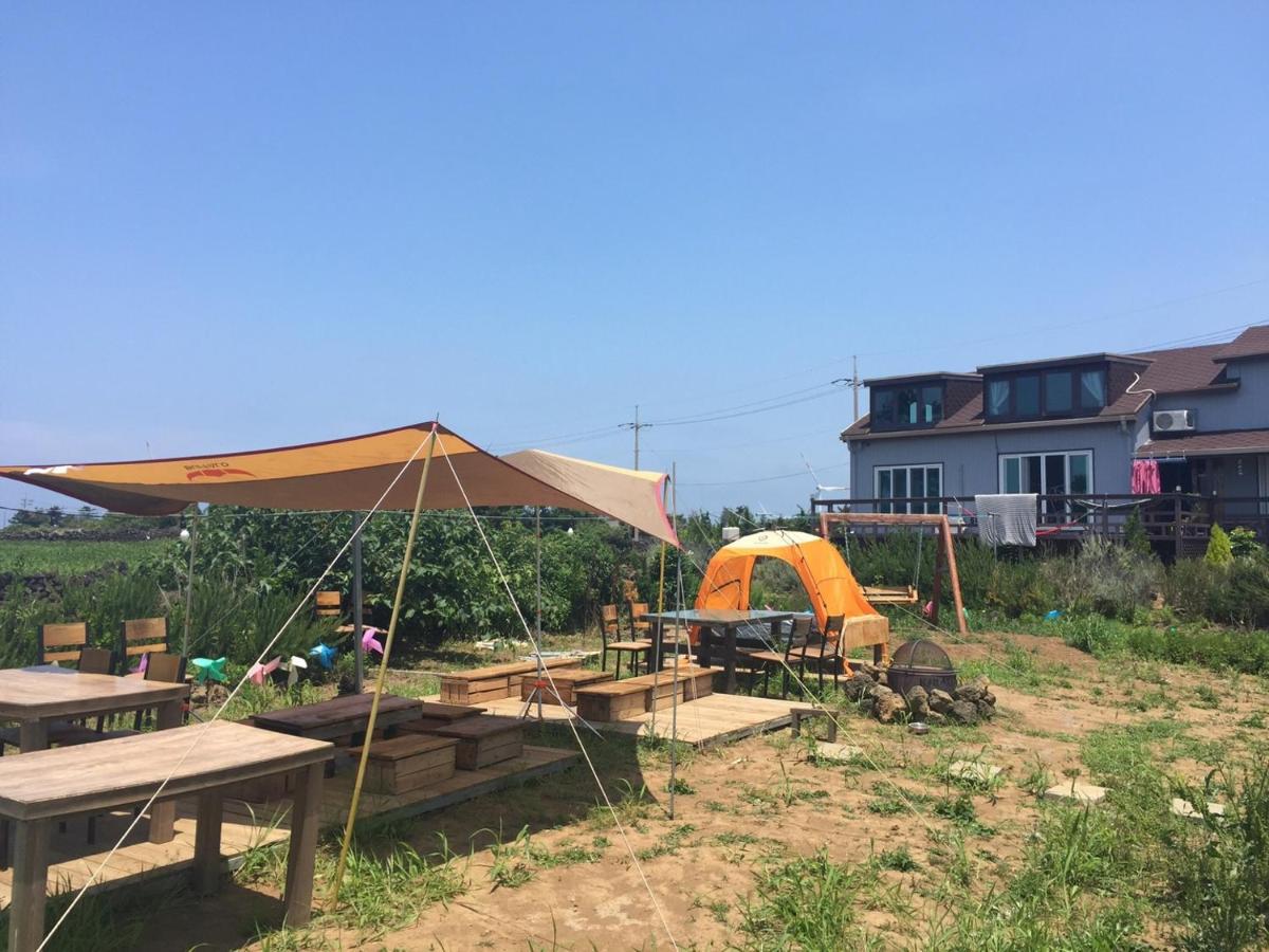Warang Guesthouse Jeju Exterior photo