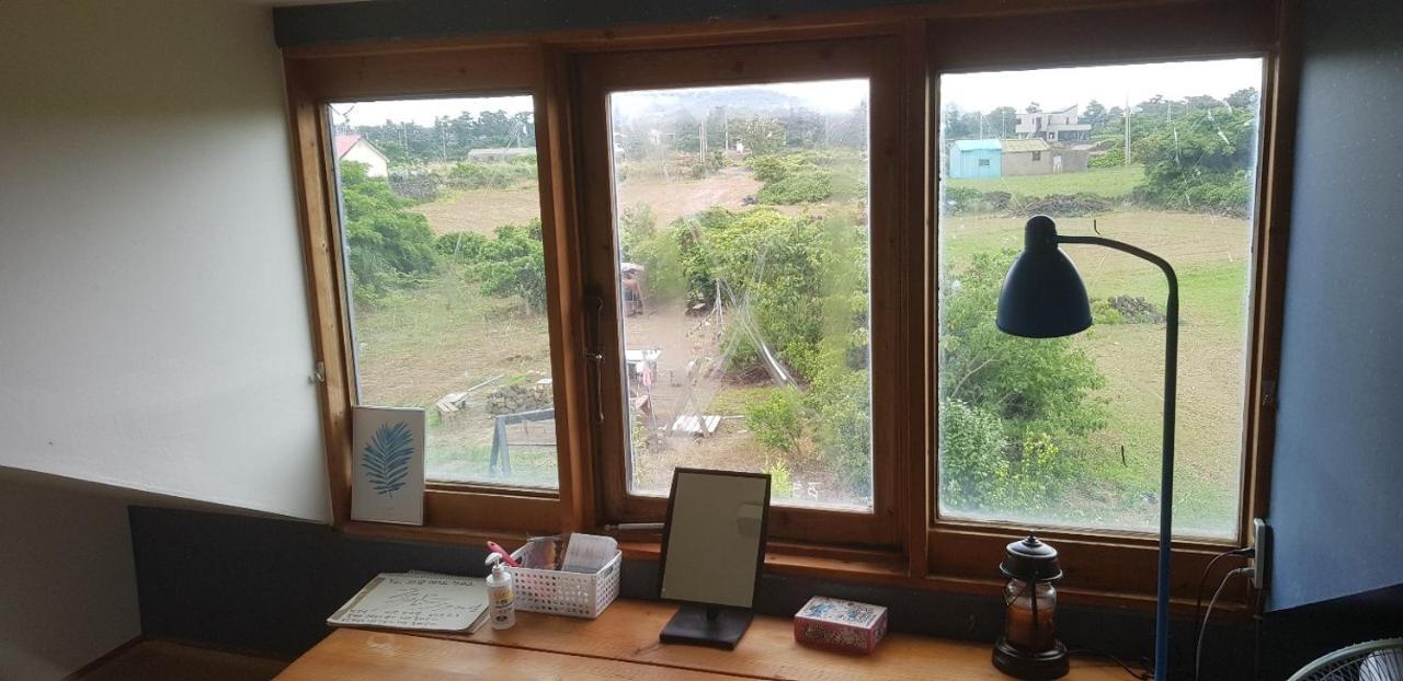 Warang Guesthouse Jeju Exterior photo